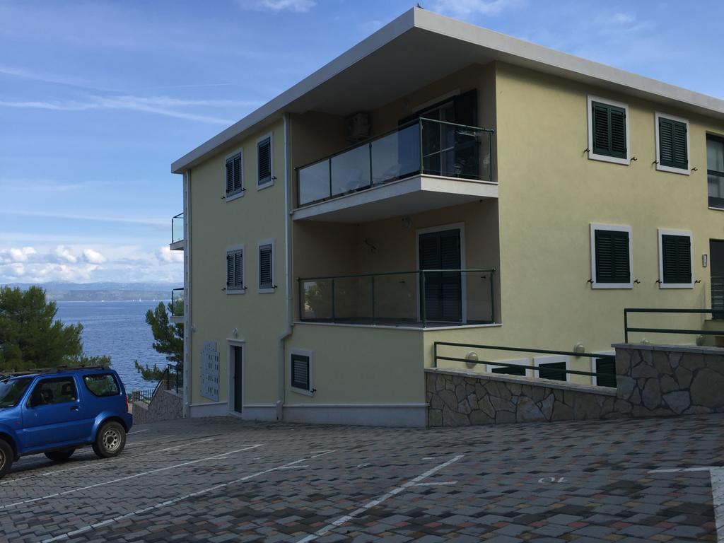 Apartment Maestral Rogač Buitenkant foto