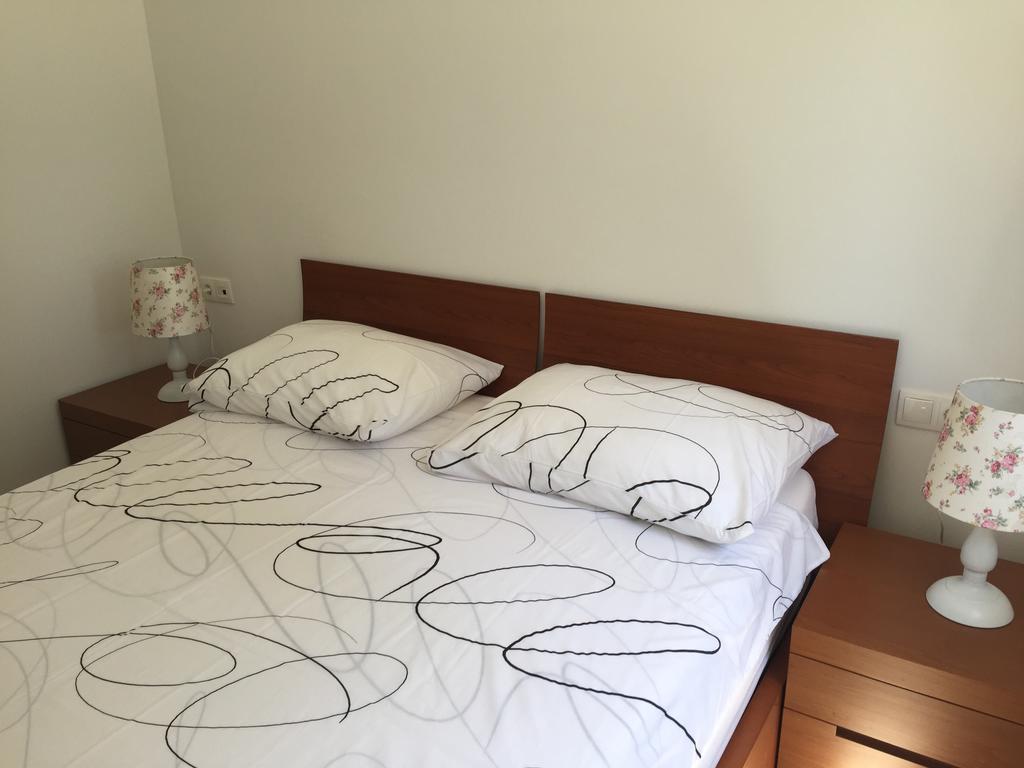 Apartment Maestral Rogač Buitenkant foto